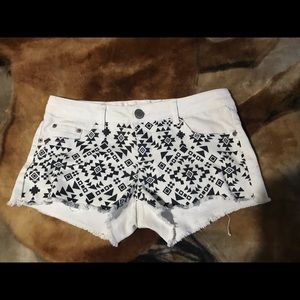 No Boundaries Shorts